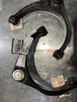 Dodge Ram 1500 5.7L рычаг верхний правый 68227900ab