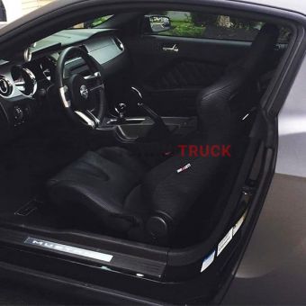 Спортивные сиденья анатомические серии Elite-X Series Sport Seats - Black Diamond (Double White Stitching / White Piping)