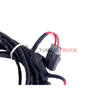 Блок Mopar AUX 82215798AE  для подключения дополнительных потребителей в Jeep Wrangler JL|JLU