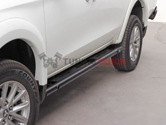 Mitsubishi Triton/L200 / 5th Gen (2015-Current) Rock Sliders - by Front Runner