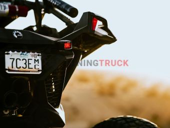 Врезная LED-фара Rigid серия SR-M Pro, рабочий свет 