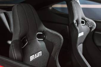 Чёрно/Красные спортивные сиденья анатомические серии Venom Sport Seats 