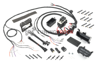 Блок Mopar AUX 82215798AE  для подключения дополнительных потребителей в Jeep Wrangler JL|JLU