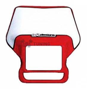 Обтекатель красного цвета 