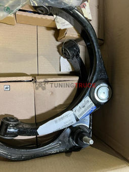 Dodge Ram 1500 5.7L рычаг верхний правый 68227900ab