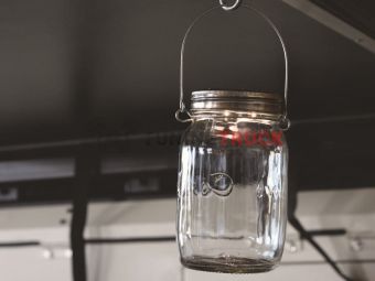 Фонарь походный на солнечной батарее - от Consol Glass (Pty)Ltd