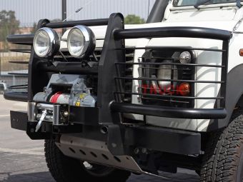 Land Rover Defender Front Bumper - by Front Runner