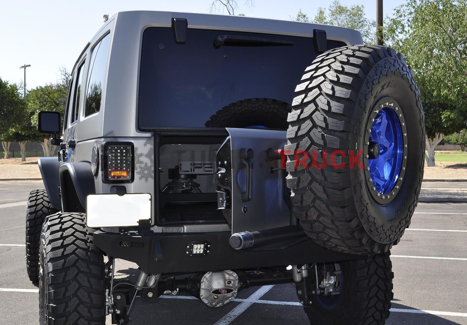 Калитка для запасного колеса Rear Gate Tire Holder